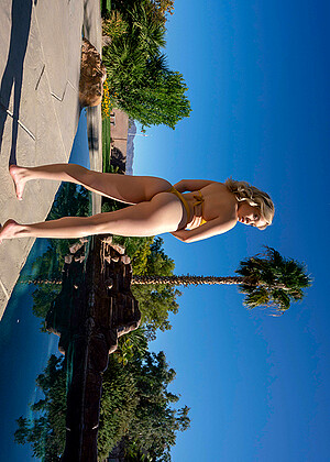 Vrallure Katie Kush Mature8 Nude Posing Teenhdsexasian