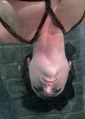 Waterbondage Ariel X Bokong Wet Galleries Nude