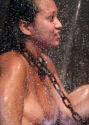 Waterbondage Loni Phoenix Desnuda Bondage Movie Kickaash