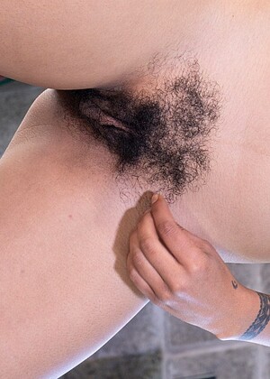 wearehairy Nadia K pics