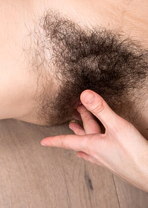 wearehairy Ole Nina pics