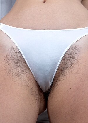 wearehairy Stephaniya pics