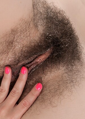 wearehairy Valentina Ross pics