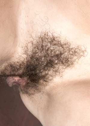 Wearehairy Model pics