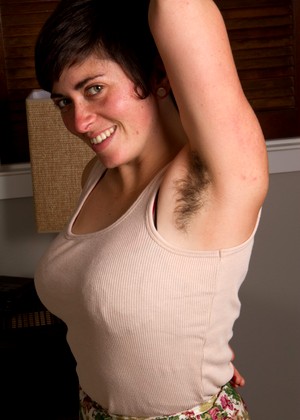 Wearehairy Model pics