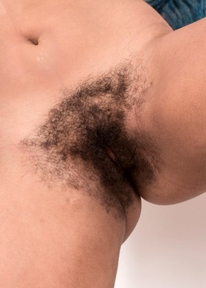 Wearehairy Model pics