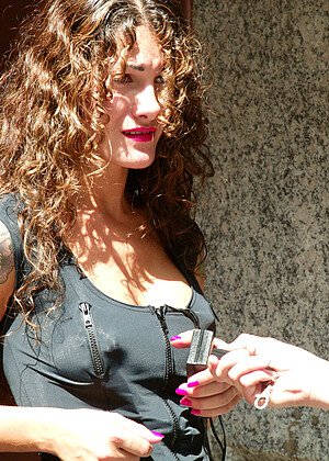 Wiredpussy Mistress Hidest Nadia Styles Princess Donna Dolore Xxxsxy Outdoor Wrongway