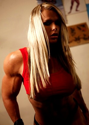 Wonderfulkatiemorgan Larissa Reis Impressive Amazon Muscle Woman Page