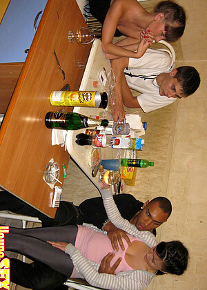 Youngsexparties Model jpg 11
