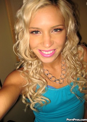 18yearsold Kacey Jordan pics