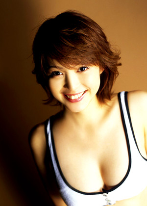 Mayuko Iwasa jpg 1