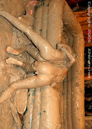Allwetandmessy Allwetandmessy Model Insane Mud Wrestling Gallery Sexhub