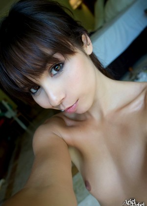 Ariel Rebel jpg 3