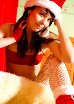 Ariel Rebel jpg 9