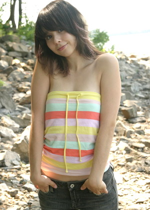 Ariel Rebel jpg 9