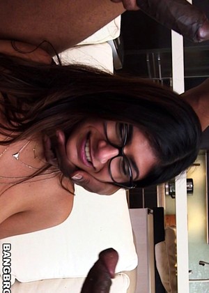 Mia Khalifa pics