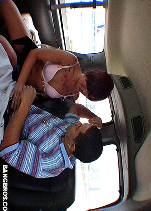 Bangbus Model jpg 9