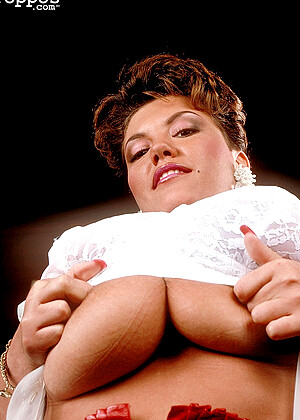Bigboobbundle Diane Poppos Admirable Milf Pussy Tumblr