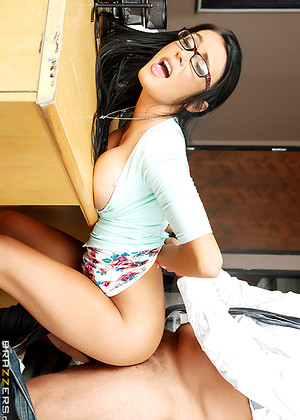 Bigtitsatschool Gabriella Salvatore Passionate Big Tits Youporn