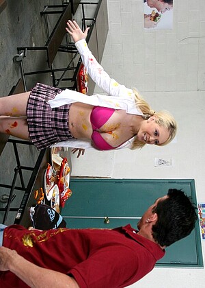 bigtitsatschool Kagney Linn Karter pics