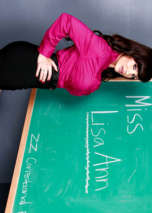 bigtitsatschool Lisa Ann pics