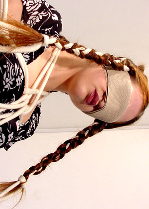 Bondagettes Bondagettes Model Real Blindfolded Mobi Gallery