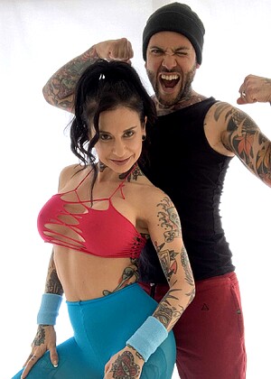 Brazzersnetwork Joanna Angel Bigbutts Cleavage Set