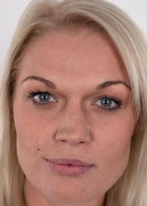 czechcasting Simona pics