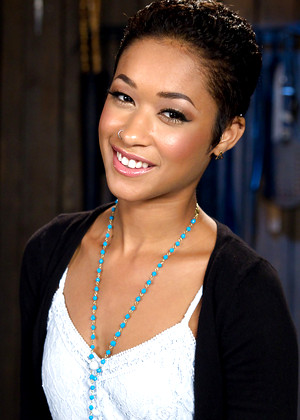 devicebondage Skin Diamond pics