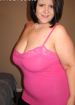 Divinebreasts Model jpg 10