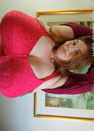 Divinebreasts Model pics