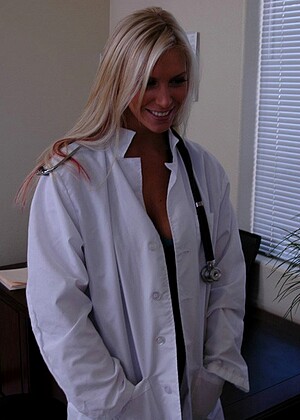 doctoradventures Britney Stevens pics