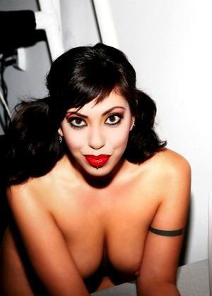 evilangel Satine Phoenix pics