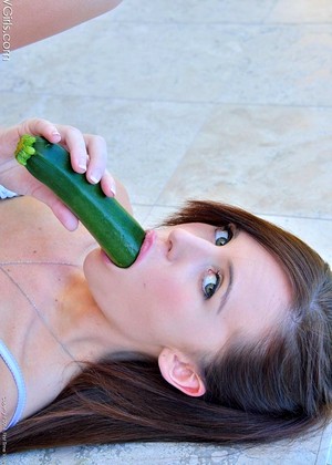 Zucchini Toyed Pussy