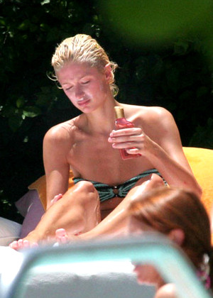 freecelebritymoviearchive Paris Hilton pics