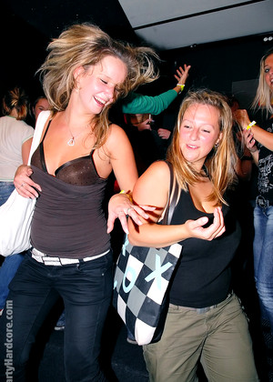 Drunk Girls Partying