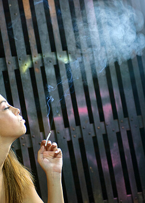 Gigiriveraxxx Gigi Rivera Pices Smoking Nudesexy Photo