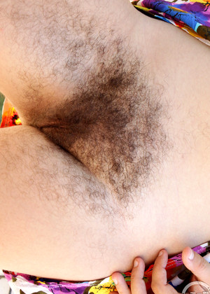 Hairy Pussy Babe