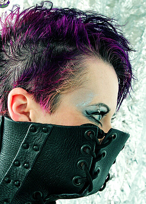 gothicsluts Nixon Sixx pics