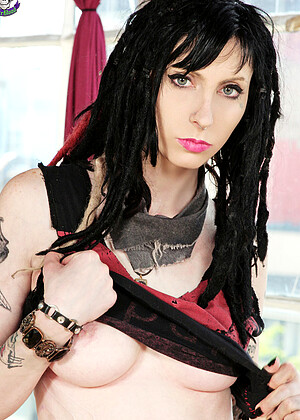 gothicsluts Stephanie Slaughter pics