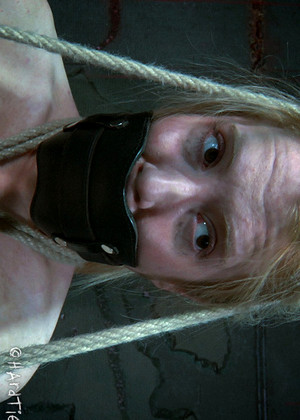 Hardtied Hardtied Model December Extreme Bondage Resort