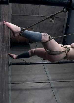 Hardtied Luna Lavey Tuesday Tied Pornphoto