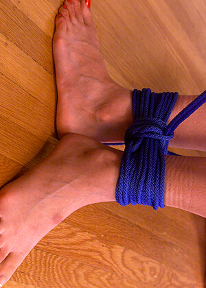 hogtied Anna Mills pics