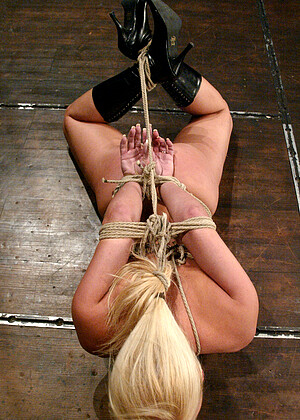 hogtied Devon Lee pics