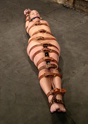 Hogtied Isabella Soprano Luvv Foot Fetish Inigin