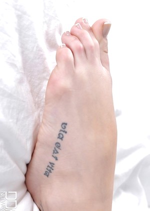 Hotlegsandfeet Subil Arch Vanda Lust Premium Tattoo Pornphoto