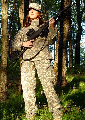 Hotmilitarygirls Model pics