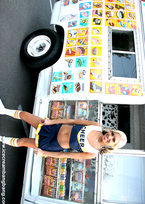 Icecreambangbang Model pics