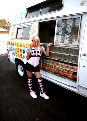 Icecreambangbang Model pics