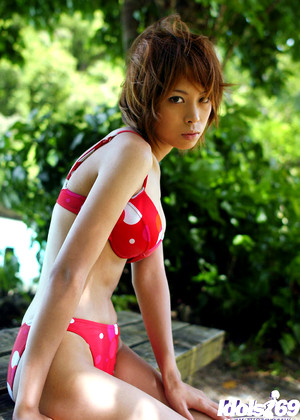 Minami Aikawa jpg 6